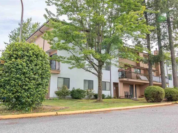 13316 71b Ave #204, Surrey, BC V3W 7Z4