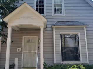 8913 S Lowe Ave, Chicago, IL 60620