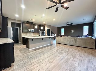 5955 Wellington Peak Rd, Las Vegas, NV 89148