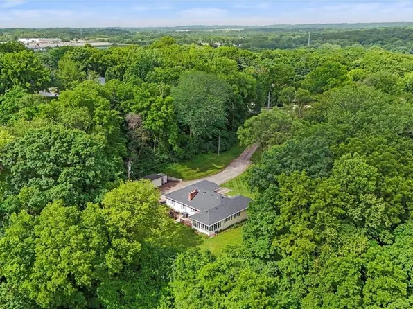 2231 Wilson Ave, Leavenworth, KS 66048