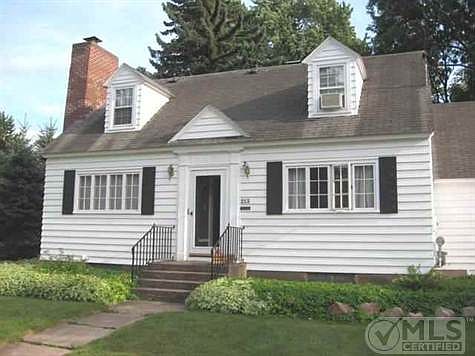 1st image of 213 E Coolidge Ave