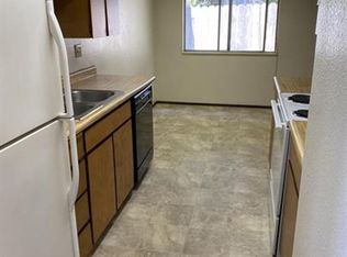 2040-2050 Redwood Way #2044, Fortuna, CA 95540