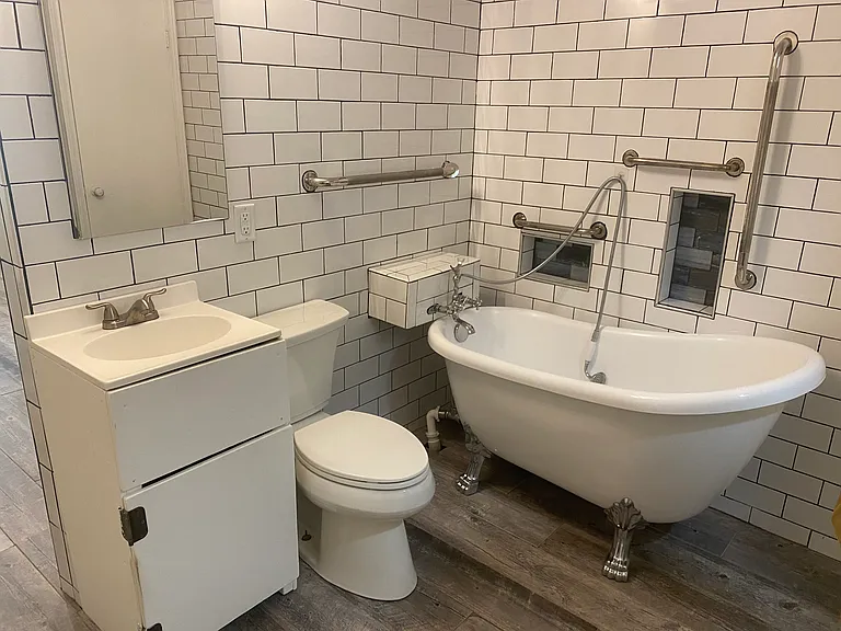 2242 Piedmont Pl — Photo 11