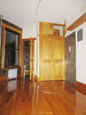 Rented by City Connections Realty | media 3