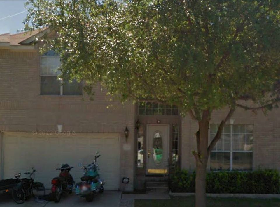 2nd image of 2317 Logan Dr