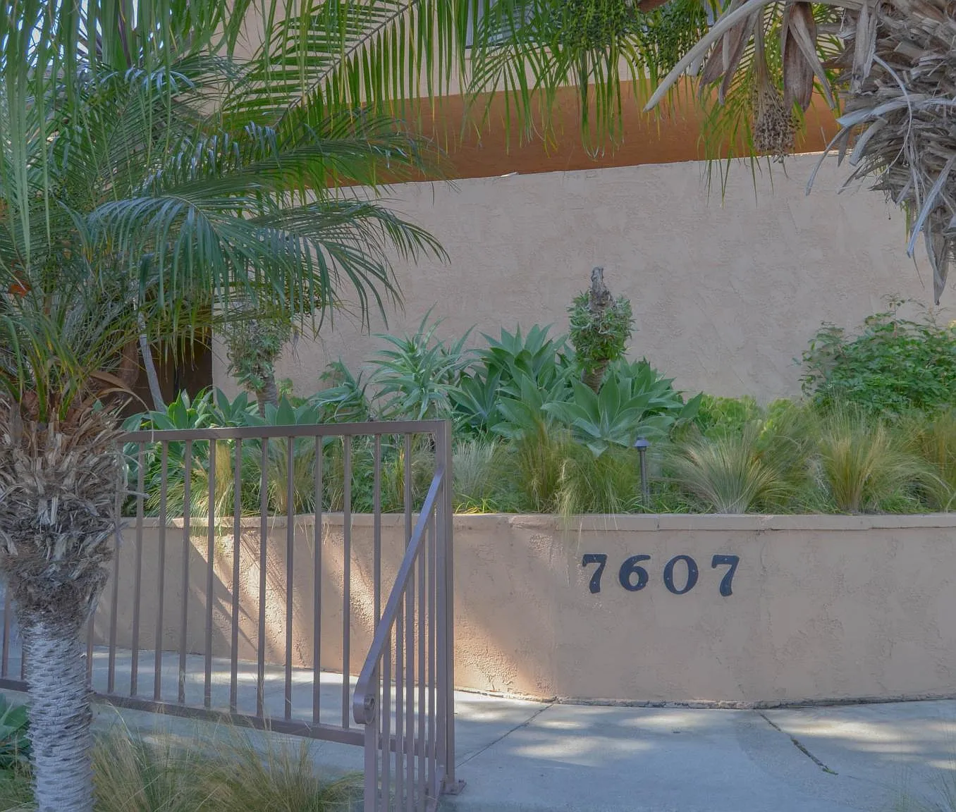 1 bed, 750 sqft, $2,495 — Photo 3