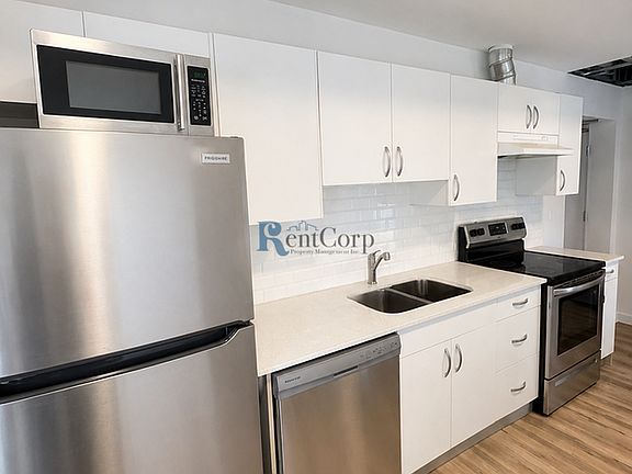 5th image of 269 Sunview St #101