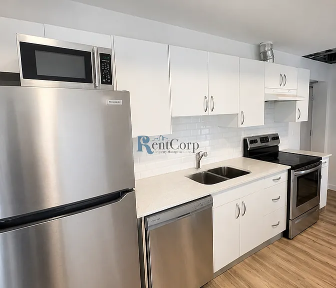 269 Sunview St #101 — Photo 4