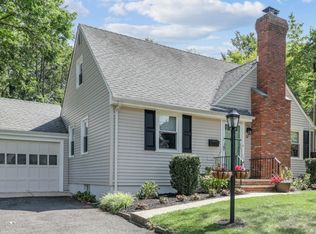 32 Salem Rd, New Providence, NJ 07974