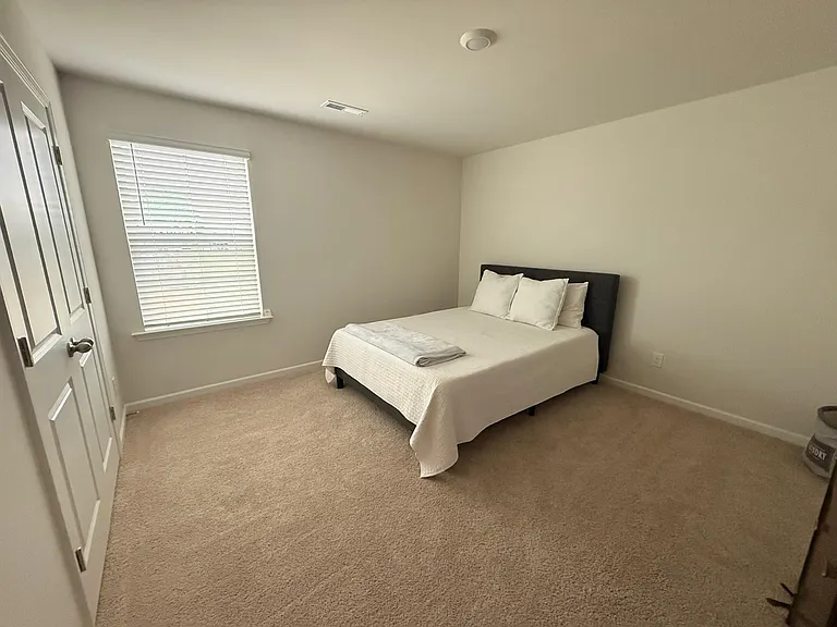 125 Chessie Rd — Photo 24