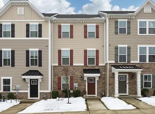 602 Holywell Dr, Malvern, PA 19355