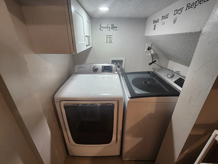 13701 Glasser Ave #1 — Photo 9