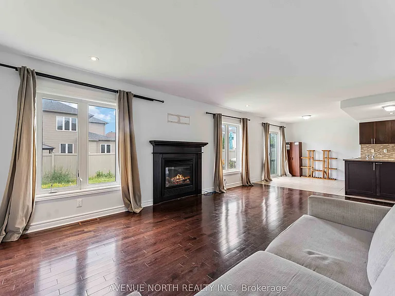 413 Boisdale Walk — Photo 8