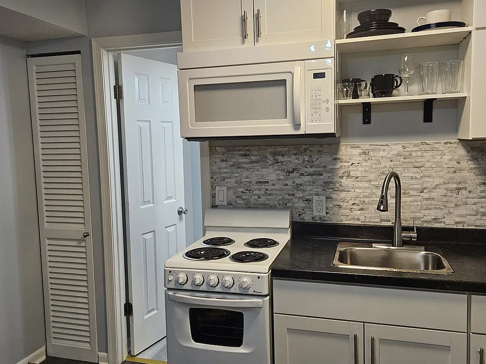 105 McWilliams Rd #8