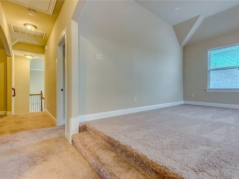 1428 Lauren Creek Ln — Photo 18