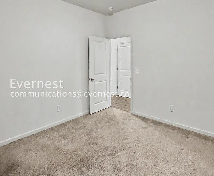 10828 Mount Holly Rd — Photo 21