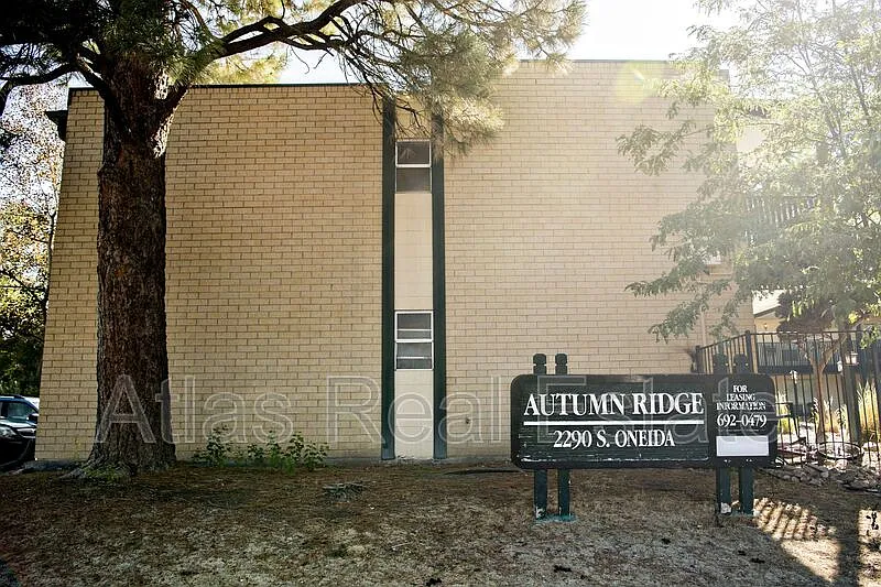 1 bed, 1.0 bath, $1,095 — Photo 2