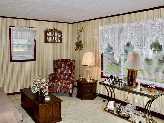 5th image of 303 Glenview Pkwy