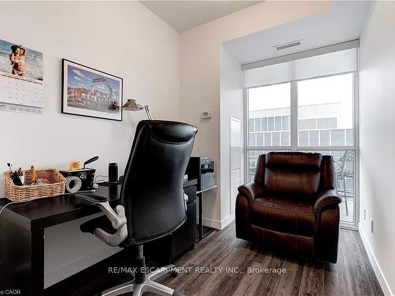 2087 Fairview St #2101 — Photo 17