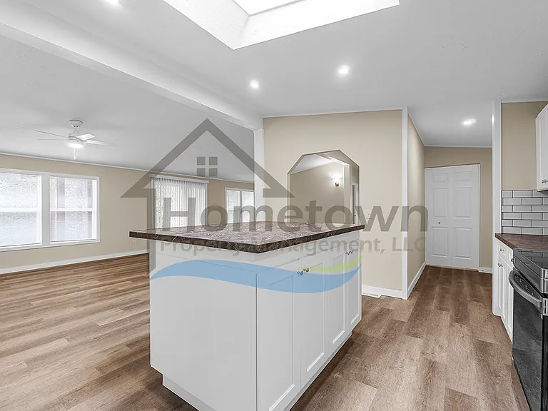 60-1 Short Dr — Photo 13