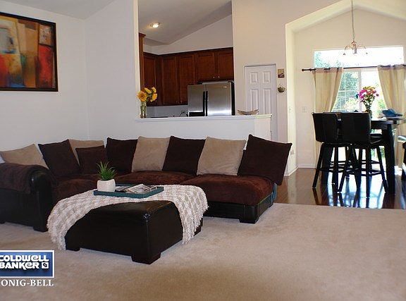 2nd image of 1873 Foxridge Ct #1873