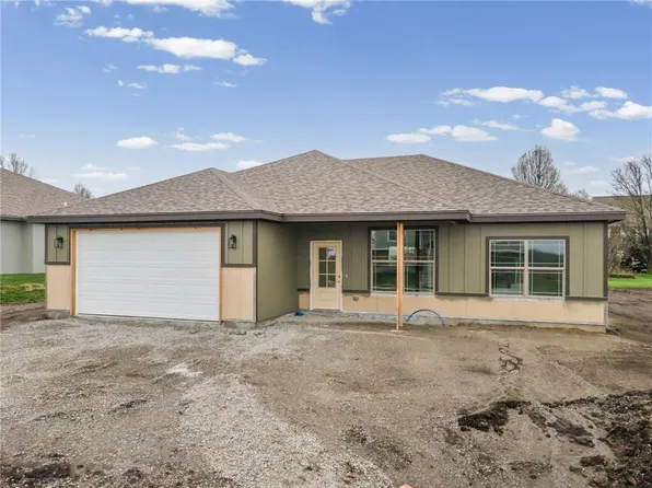 810 Timberline Dr, Cameron, MO 64429