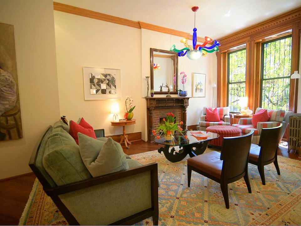 1st image of 145 W 88th St #1