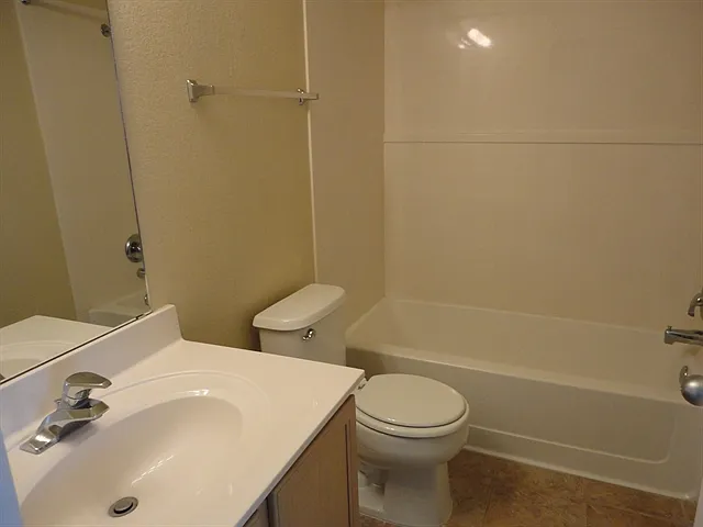 7044 Glen Hills Dr NE — Photo 11