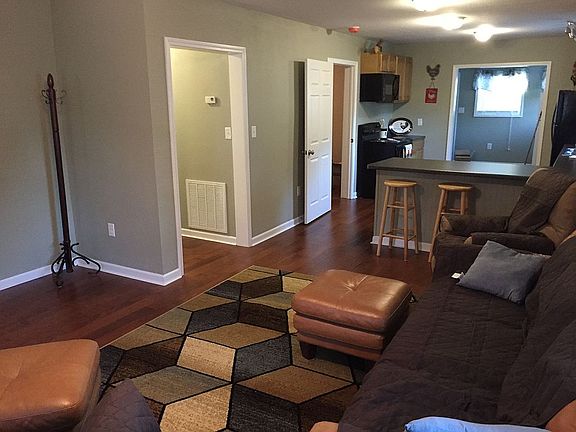 4th image of 451 S Patton Ave