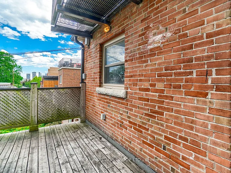 57 Beatrice St #2 — Photo 27