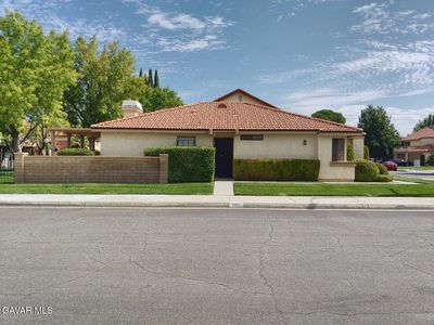 2825 Dartmouth Dr, Lancaster, CA, 93536