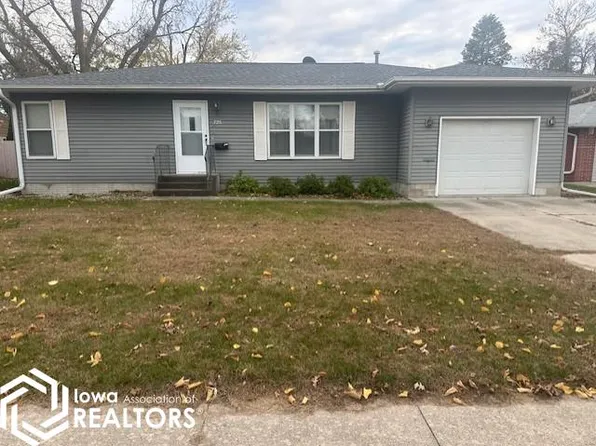 725 W 6th St, Garner, IA 50438