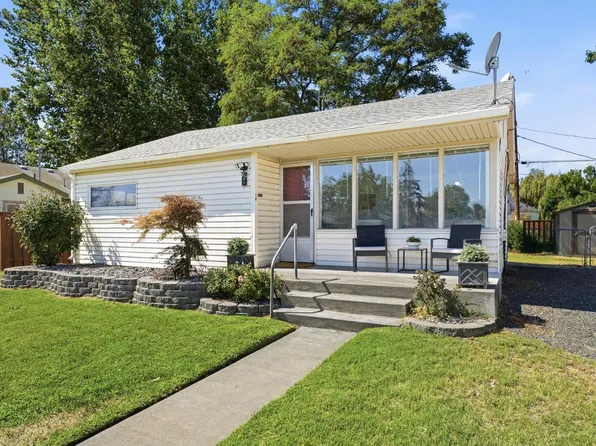 803 Smith Ave, Richland, WA 99352