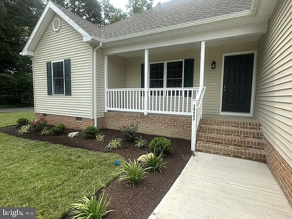4th image of 30483 Manor Dr
