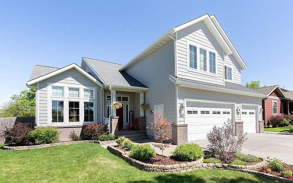1st image of 402 Christopher Way