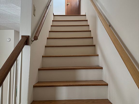 5th image of 113 Watauga Ave E #1