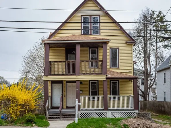 93-95 Hitchcock St, Holyoke, MA 01040