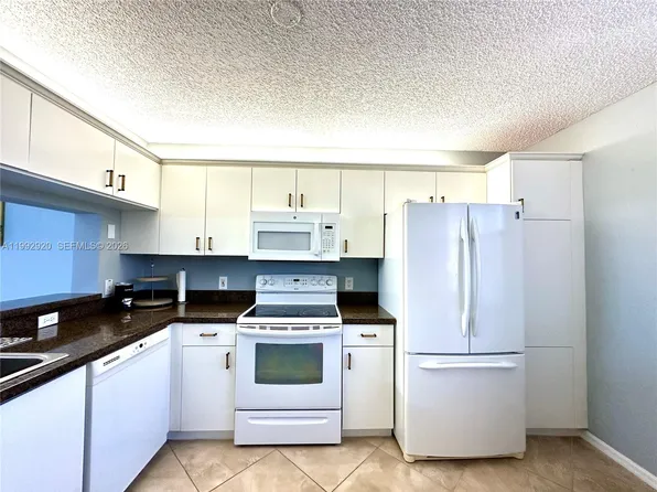 10360 NW 30th Ct APT 303, Fort Lauderdale, FL 33322