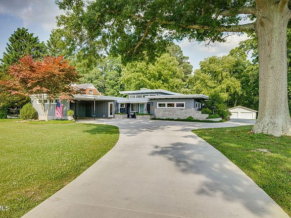 2nd image of 437 High Ridge Rd