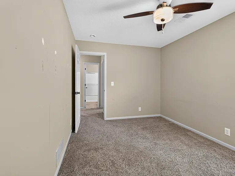 14802 Robinson St — Photo 24