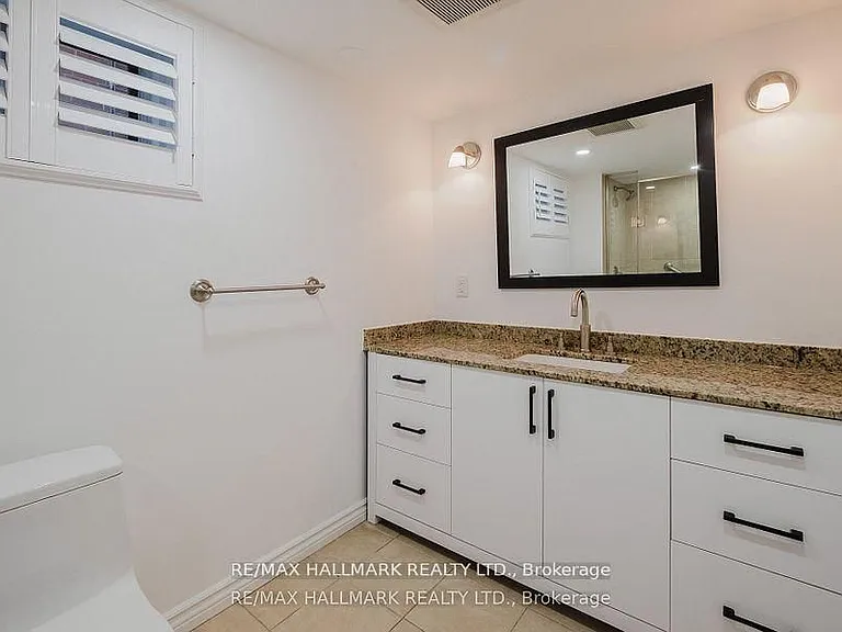 18 Glen Stewart Ave — Photo 18