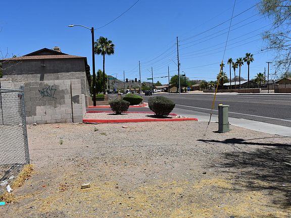 2nd image of 1530 W Peoria Ave