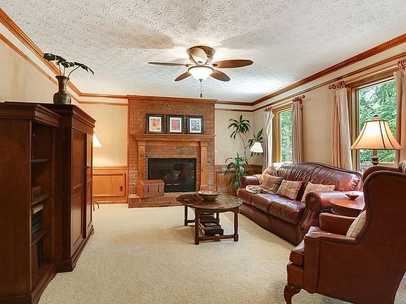 4th image of 4159 Brasher Dr NE