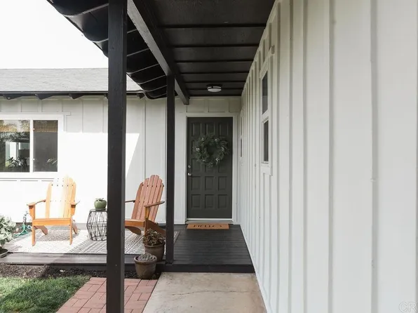 1707 Avocado Dr, Vista, CA 92083