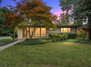 1914 Witherbee Dr, Troy, MI 48084