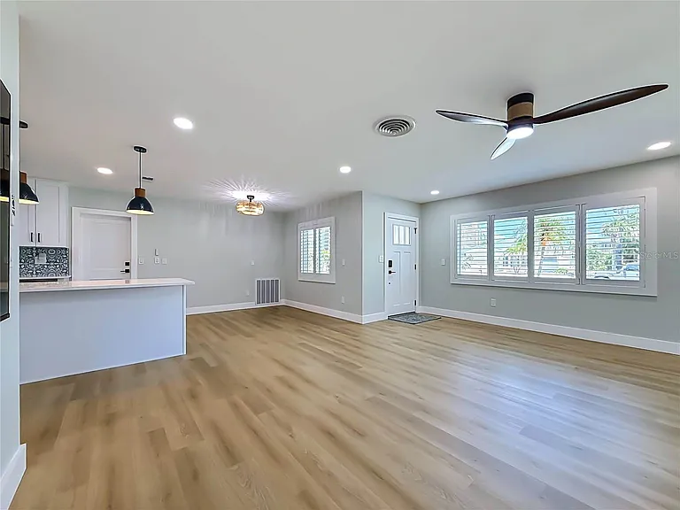 3602 Casablanca Ave — Photo 10