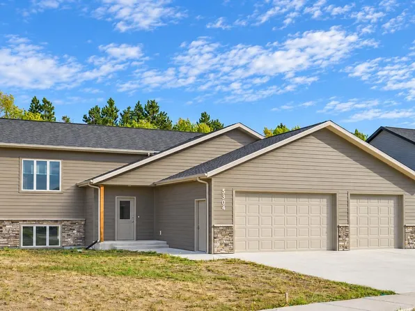 5304 Cobalt Dr, Bismarck, ND 58503