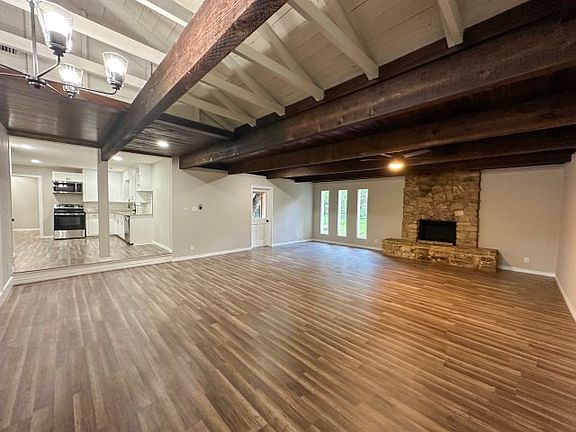 2nd image of 302 W Highland Ave