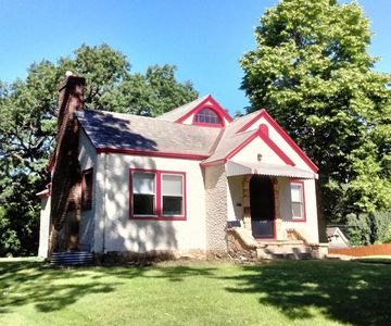 1437 Edgerton St, Saint Paul, MN, 55130