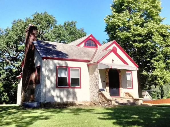 1437 Edgerton St, Saint Paul, MN 55130